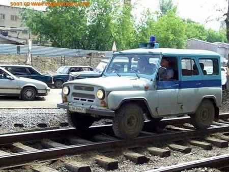 Железнодорожная милиция :) 
